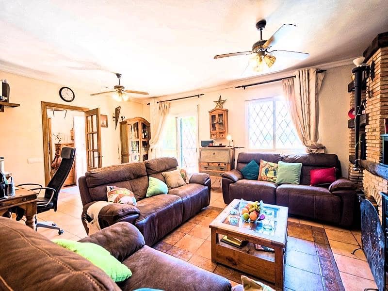 5 soveværelse Villa til salg i Cuevas del Almanzora med swimmingpool - € 275.000 (Ref: 5374845)