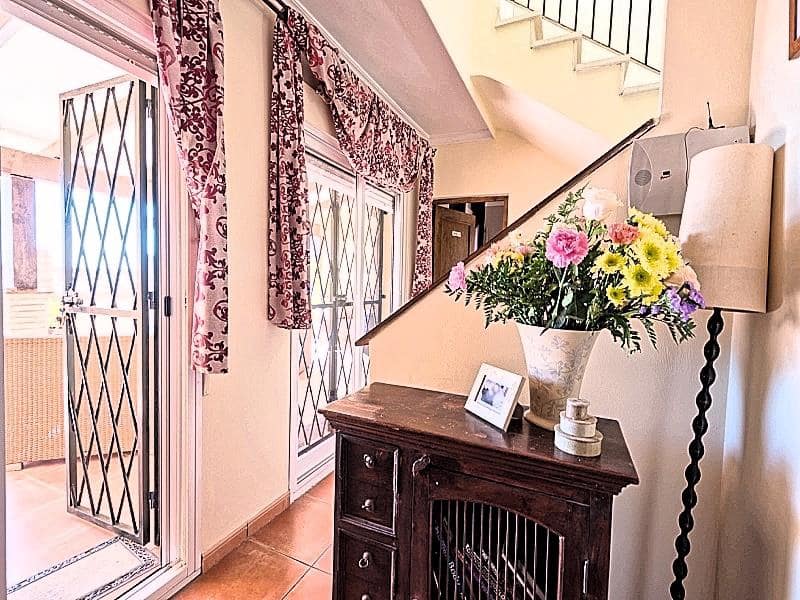 5 soveværelse Villa til salg i Cuevas del Almanzora med swimmingpool - € 275.000 (Ref: 5374845)