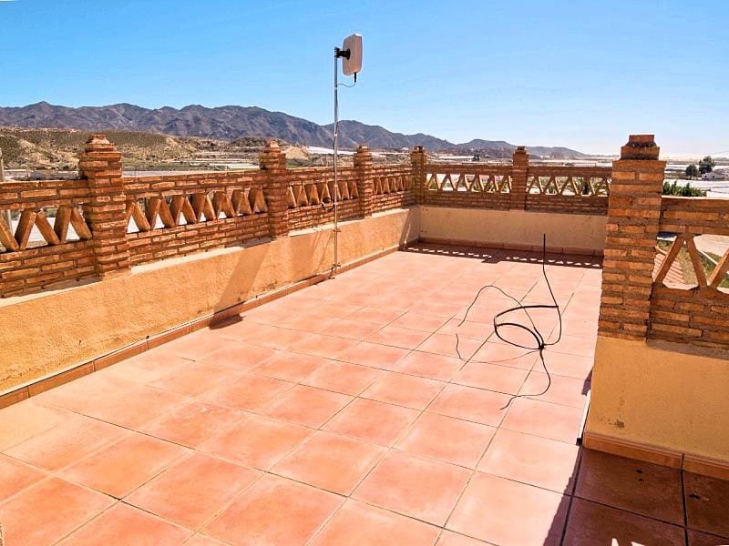 5 soveværelse Villa til salg i Cuevas del Almanzora med swimmingpool - € 275.000 (Ref: 5374845)