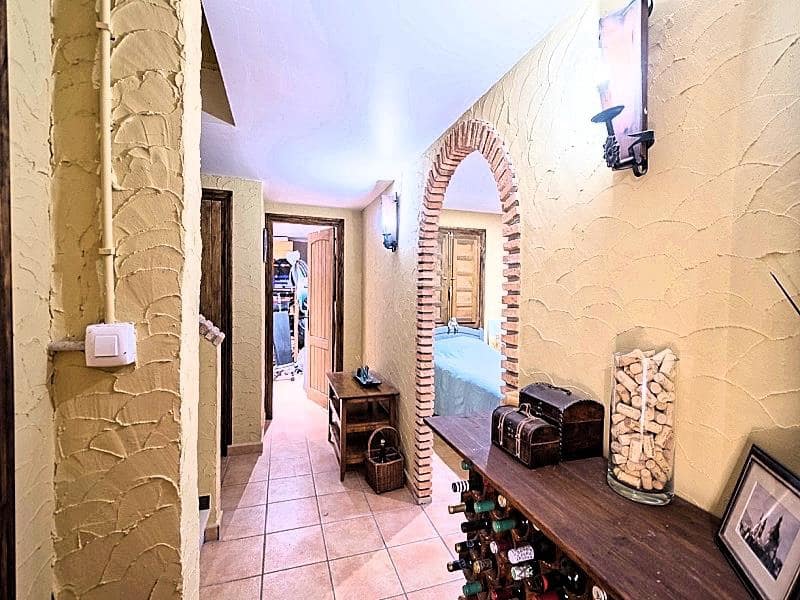 5 soveværelse Villa til salg i Cuevas del Almanzora med swimmingpool - € 275.000 (Ref: 5374845)