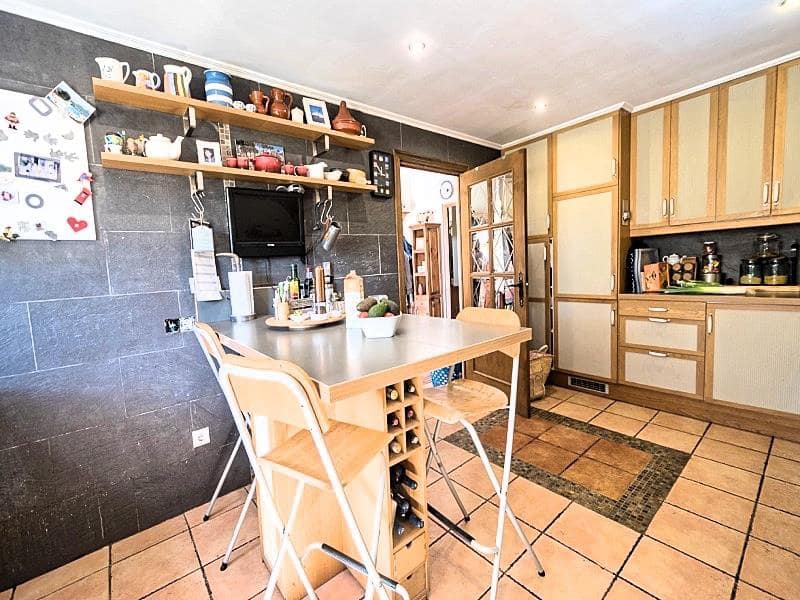 5 soveværelse Villa til salg i Cuevas del Almanzora med swimmingpool - € 275.000 (Ref: 5374845)