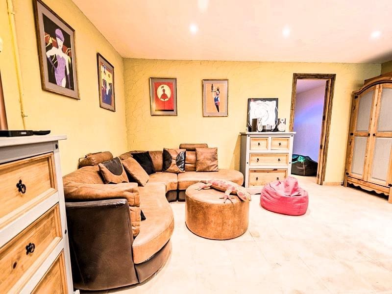 5 soveværelse Villa til salg i Cuevas del Almanzora med swimmingpool - € 275.000 (Ref: 5374845)