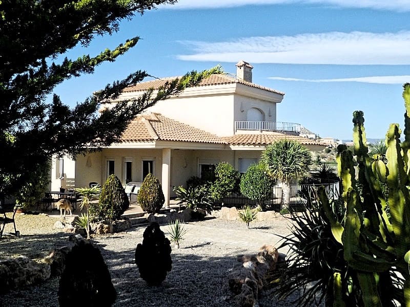 4 soveværelse Villa til salg i Vera med swimmingpool - € 694.950 (Ref: 5374857)