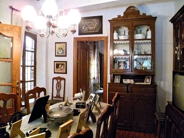 8 soverom Hus til salgs i Lubrín - € 79 950 (Ref: 5374862)