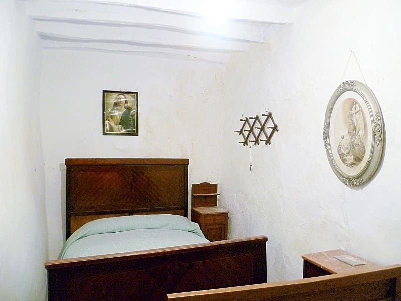 8 soveværelse Byhus til salg i Uleila del Campo - € 97.000 (Ref: 5374867)