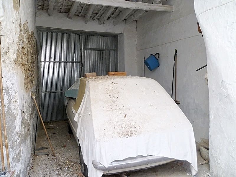 8 soveværelse Byhus til salg i Uleila del Campo - € 97.000 (Ref: 5374867)