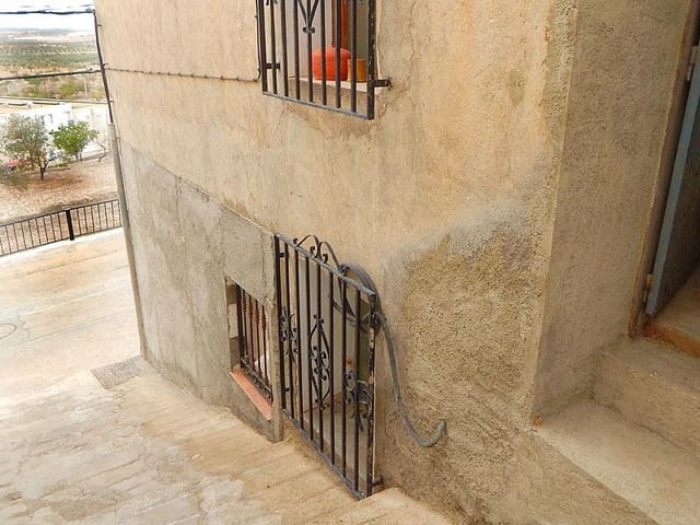 4 soveværelse Byhus til salg i Uleila del Campo - € 84.950 (Ref: 5498519)