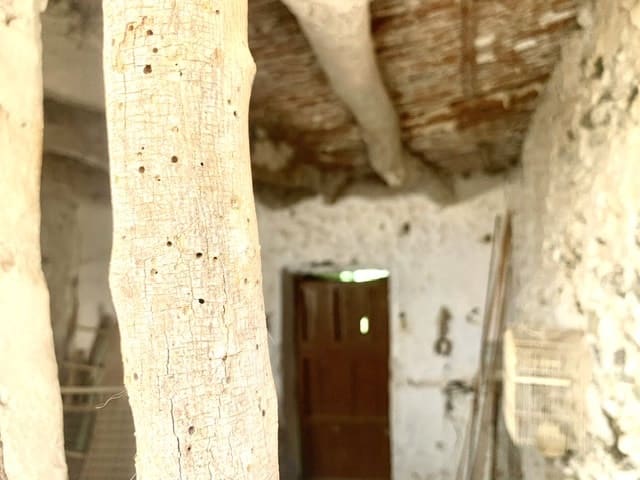 4 sypialnia Finka/Dom wiejski na sprzedaż w Lubrin - 39 950 € (Ref: 5679121)