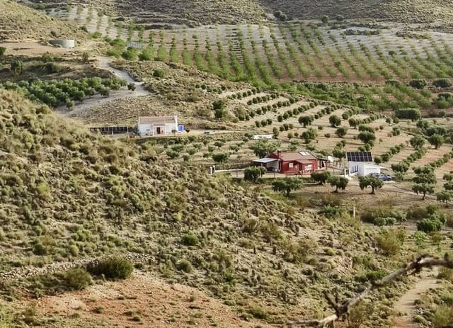 3 soveværelse Finca/Landehus til salg i Uleila del Campo - € 120.000 (Ref: 6673708)