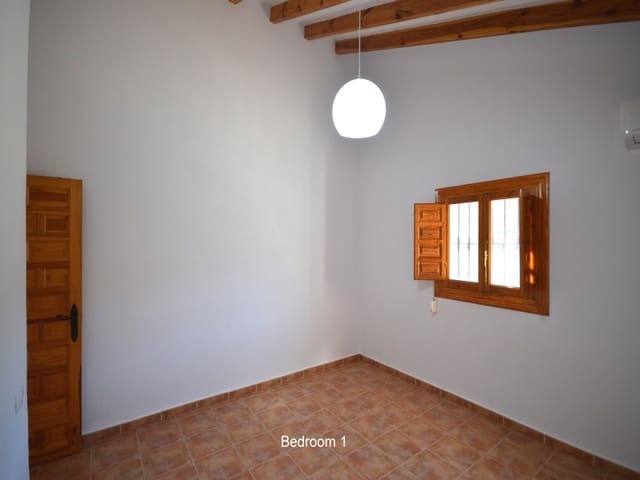 3 soveværelse Finca/Landehus til salg i Uleila del Campo - € 120.000 (Ref: 6673708)