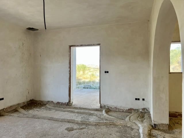 5 bedroom Finca/Country House for sale in Lubrin - € 150,000 (Ref: 7404326)