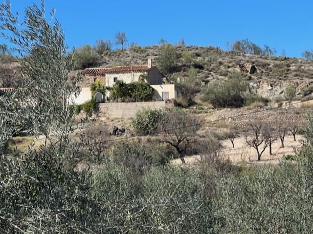 4 sypialnia Finka/Dom wiejski na sprzedaż w Lubrin - 49 500 € (Ref: 7871052)