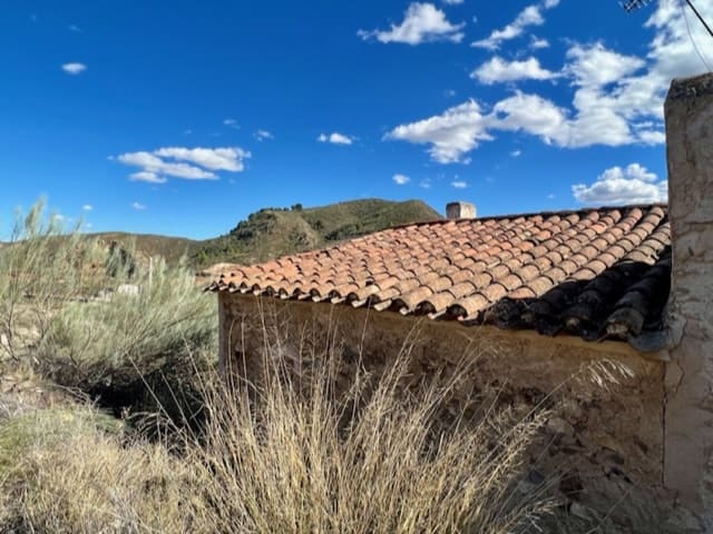 4 sypialnia Finka/Dom wiejski na sprzedaż w Lubrin - 49 500 € (Ref: 7871052)