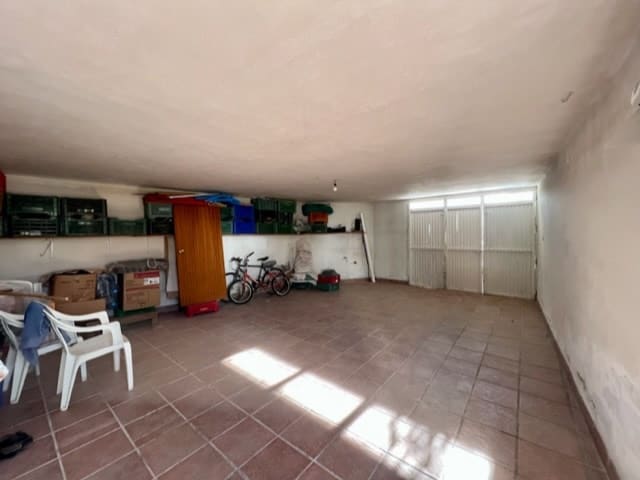 5 bedroom Villa for sale in Lubrin - € 240,000 (Ref: 8015552)