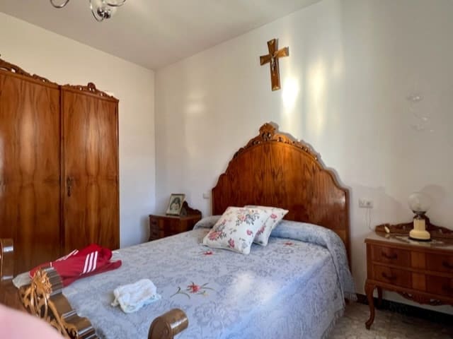 5 bedroom Villa for sale in Lubrin - € 240,000 (Ref: 8015552)