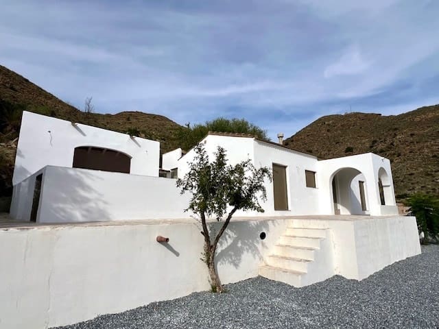 2 soveværelse Villa til salg i Lubrín med swimmingpool - € 249.950 (Ref: 8030920)