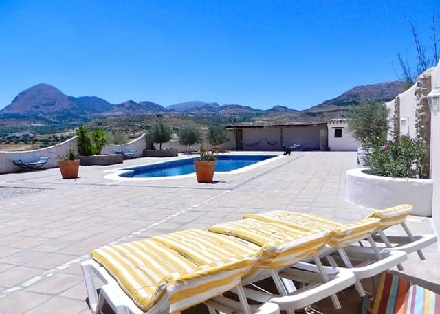 7 slaapkamer Finca/Landhuis te koop in Velez-Blanco met zwembad - € 695.000 (Ref: 8148903)