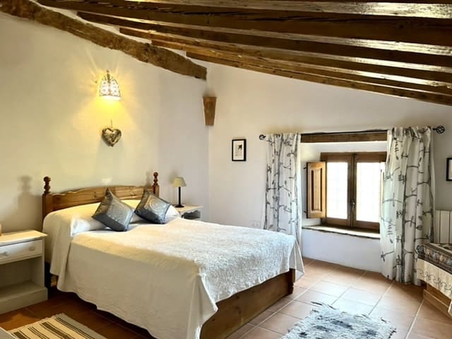 7 slaapkamer Finca/Landhuis te koop in Velez-Blanco met zwembad - € 695.000 (Ref: 8148903)