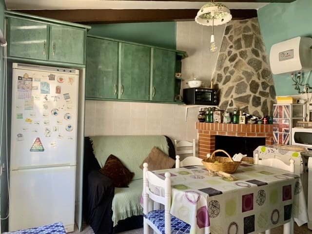 4 soveværelse Byhus til salg i Uleila del Campo - € 75.000 (Ref: 8160628)