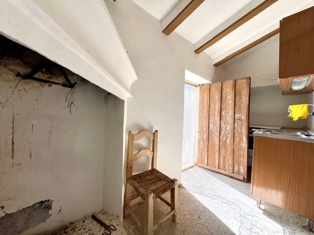 4 bedroom Finca/Country House for sale in Lubrin with garage - € 94,950 (Ref: 8424701)