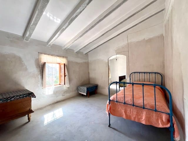 4 bedroom Finca/Country House for sale in Lubrin with garage - € 94,950 (Ref: 8424701)