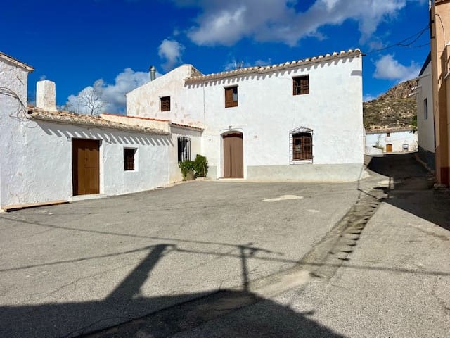 6 soveværelse Finca/Landehus til salg i Sorbas - € 84.950 (Ref: 8509826)