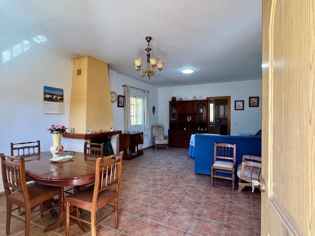 2 slaapkamer Villa te koop in Lubrin - € 120.000 (Ref: 8605448)