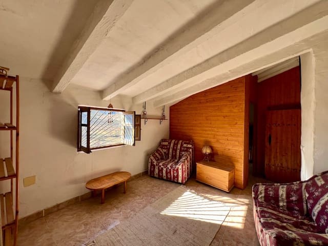 4 soveværelse Finca/Landehus til salg i Lubrín - € 69.950 (Ref: 8750621)