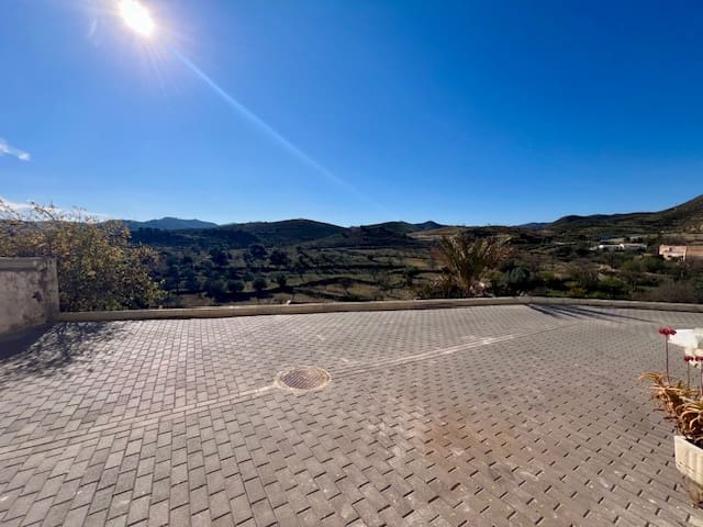 4 soveværelse Finca/Landehus til salg i Lubrín - € 69.950 (Ref: 8750621)