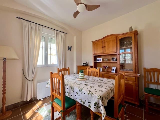 3 soveværelse Villa til salg i Cariatiz med swimmingpool - € 229.950 (Ref: 8891276)