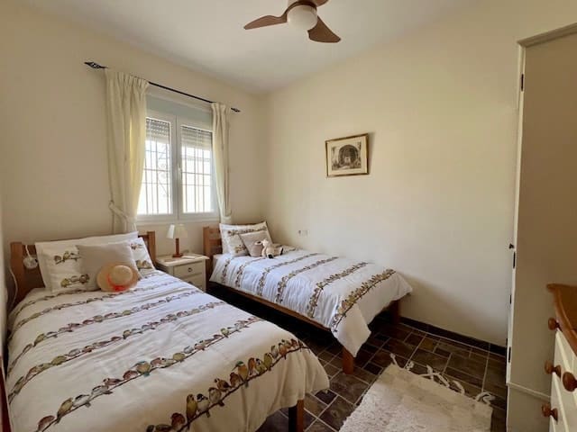 3 soveværelse Villa til salg i Cariatiz med swimmingpool - € 229.950 (Ref: 8891276)