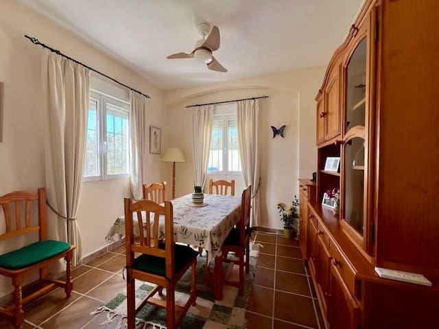 3 soveværelse Villa til salg i Cariatiz med swimmingpool - € 229.950 (Ref: 8891276)