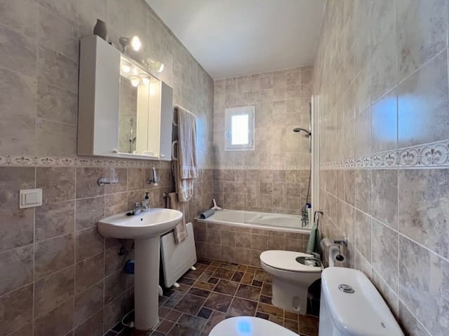 3 soveværelse Villa til salg i Cariatiz med swimmingpool - € 229.950 (Ref: 8891276)