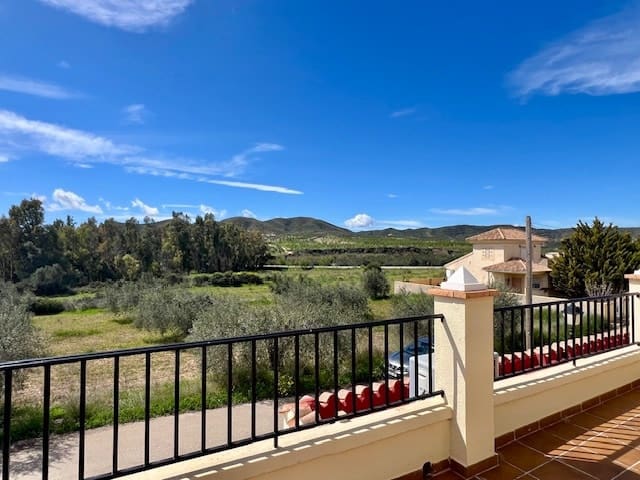 3 soveværelse Villa til salg i Cariatiz med swimmingpool - € 229.950 (Ref: 8891276)