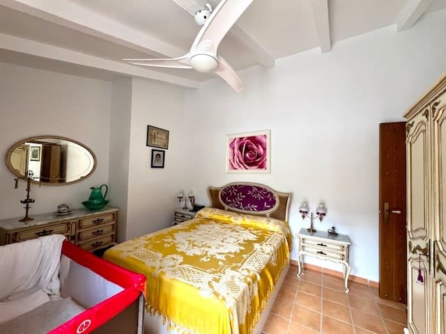 6 soveværelse Finca/Landehus til salg i Lubrin med swimmingpool - € 495.950 (Ref: 8911496)