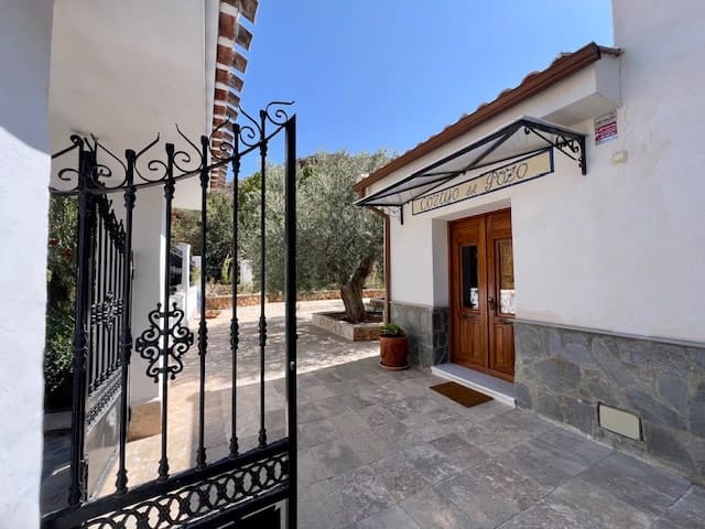 6 soveværelse Finca/Landehus til salg i Lubrin med swimmingpool - € 495.950 (Ref: 8911496)