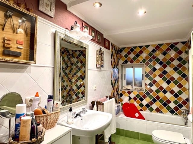 6 soveværelse Finca/Landehus til salg i Lubrin med swimmingpool - € 495.950 (Ref: 8911496)