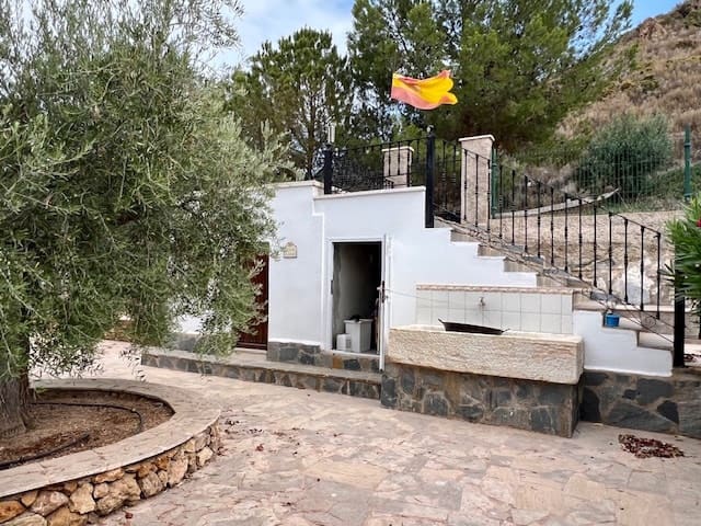 6 soveværelse Finca/Landehus til salg i Lubrin med swimmingpool - € 495.950 (Ref: 8911496)