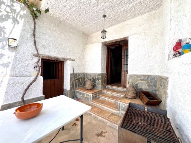 6 soveværelse Finca/Landehus til salg i Lubrin med swimmingpool - € 495.950 (Ref: 8911496)