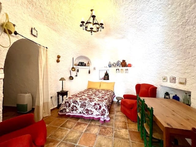 6 soveværelse Finca/Landehus til salg i Lubrin med swimmingpool - € 495.950 (Ref: 8911496)