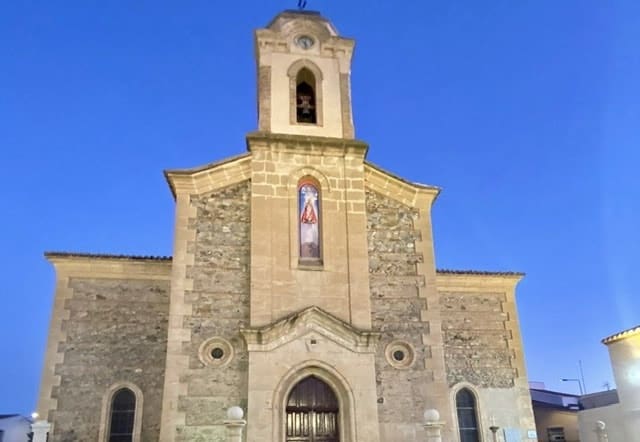 8 soveværelse Byhus til salg i Uleila del Campo - € 190.000 (Ref: 8931427)