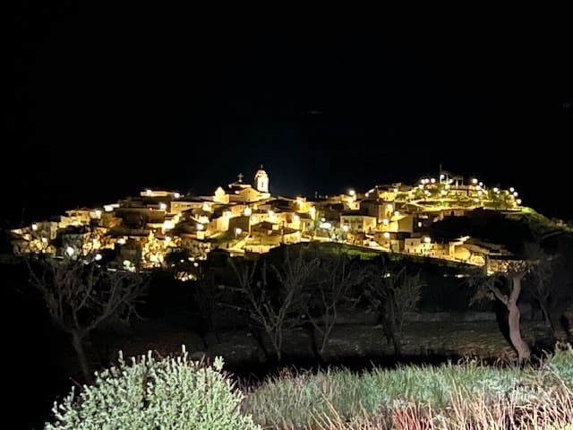 8 soveværelse Byhus til salg i Uleila del Campo - € 190.000 (Ref: 8931427)