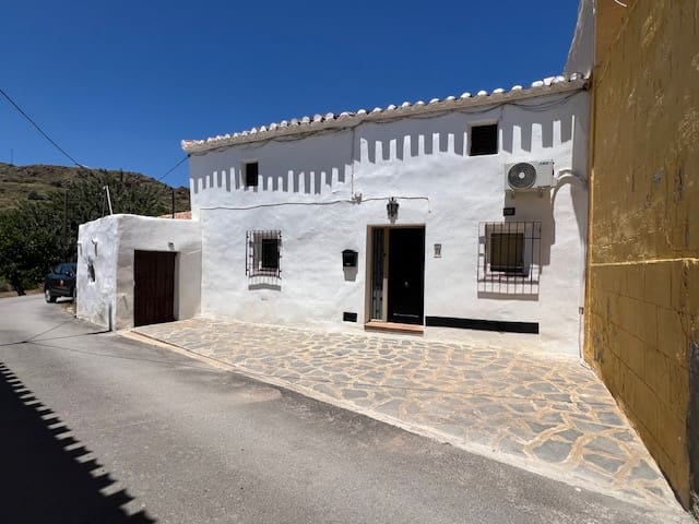 5 soveværelse Finca/Landehus til salg i Cariatiz, Sorbas - € 119.950 (Ref: 9019246)