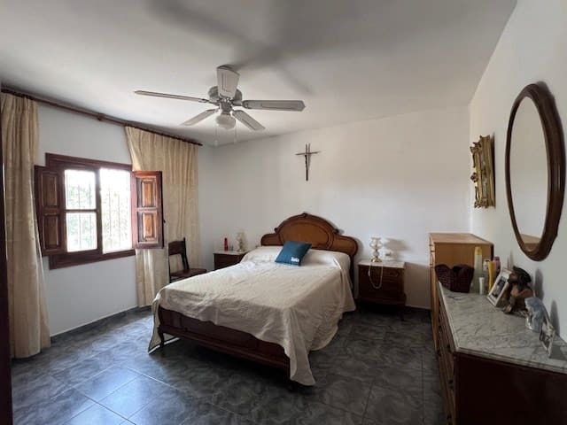 2 soveværelse Finca/Landehus til salg i Uleila del Campo med swimmingpool - € 169.000 (Ref: 9081958)