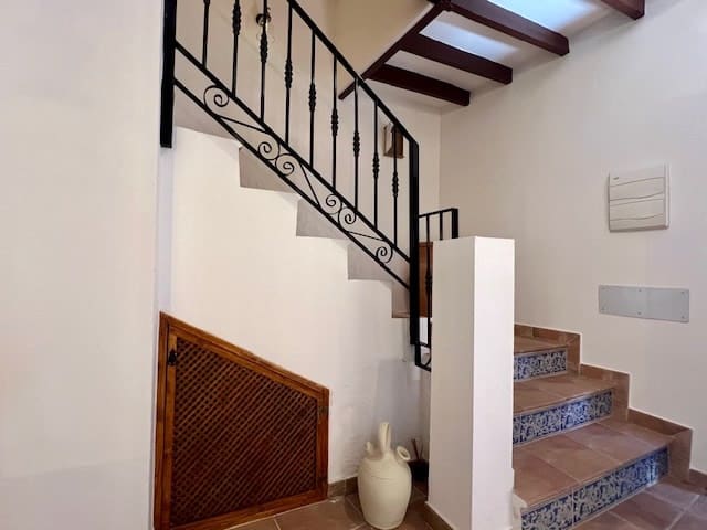 8 slaapkamer Huis te koop in Uleila del Campo - € 190.000 (Ref: 9130558)