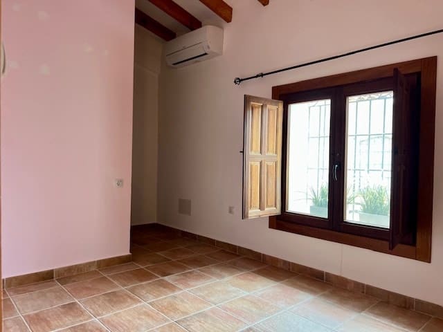 8 slaapkamer Huis te koop in Uleila del Campo - € 190.000 (Ref: 9130558)