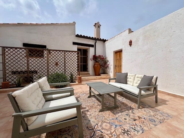 8 slaapkamer Huis te koop in Uleila del Campo - € 190.000 (Ref: 9130558)