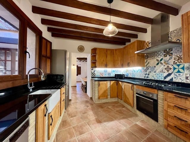 8 slaapkamer Huis te koop in Uleila del Campo - € 190.000 (Ref: 9130558)