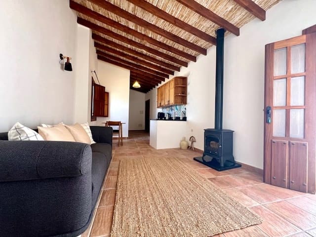 8 slaapkamer Huis te koop in Uleila del Campo - € 190.000 (Ref: 9130558)