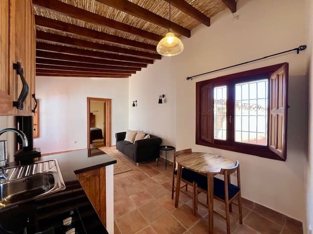 8 slaapkamer Huis te koop in Uleila del Campo - € 190.000 (Ref: 9130558)